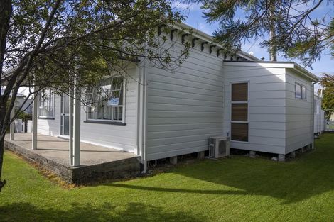 Photo of property in 133 Russell Street, Westport, 7825