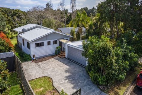 Photo of property in 2 Tuatahi Place, Kerikeri, 0230