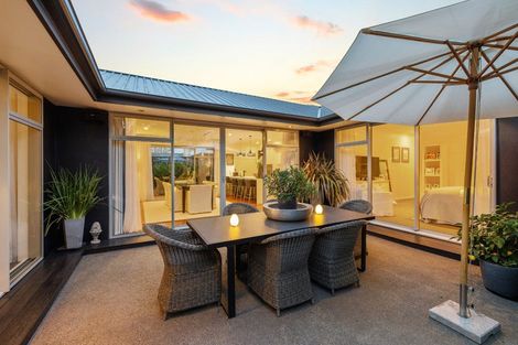 Photo of property in 77 Perry Street, Papanui, Christchurch, 8053