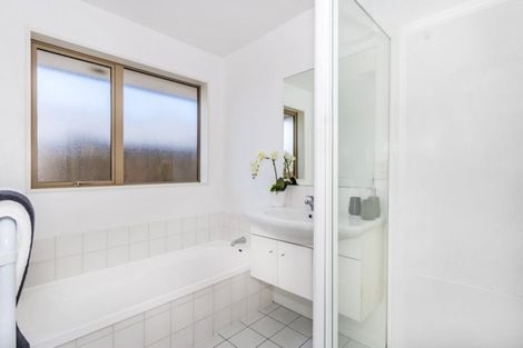 Photo of property in 9 Lassiter Green, Northwood, Christchurch, 8051