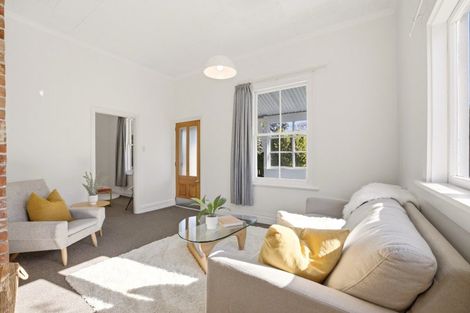 Photo of property in 4 Queen Street, Doyleston, 7682