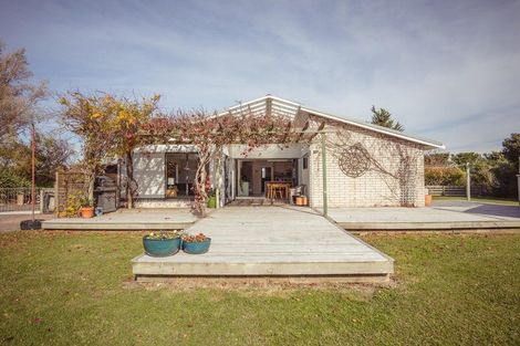 Photo of property in 93 Cemetery Road, Sanson, Palmerston North, 4479