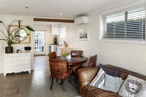 Photo of property in 3/5 Coles Place, St Albans, Christchurch, 8014