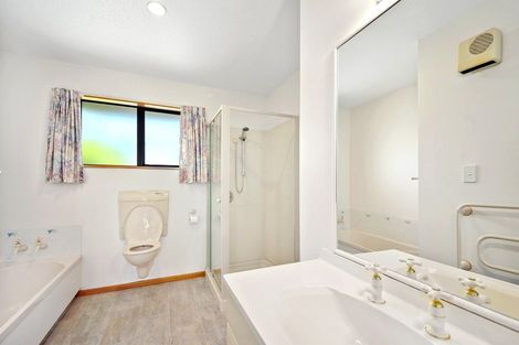 Photo of property in 2 Ngaio Street, Saint Martins, Christchurch, 8022