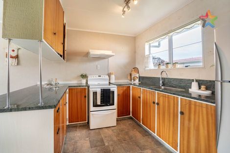 Photo of property in 2/8 Kew Grove, Wainuiomata, Lower Hutt, 5014