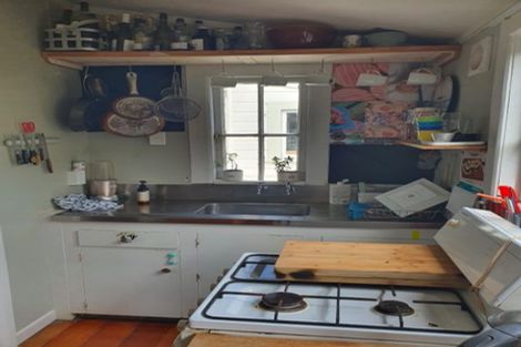 Photo of property in 180-182 Ohiro Road, Brooklyn, Wellington, 6021