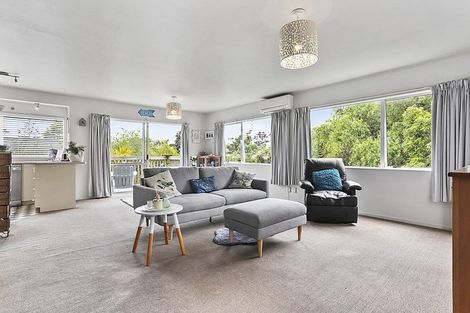 Photo of property in 10 Ambler Avenue, Glen Eden, Auckland, 0602