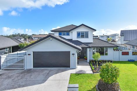 Photo of property in 309 Harbourside Drive, Karaka, Papakura, 2113