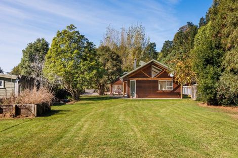 Photo of property in 55 Fitzherbert East Road, Aokautere, Palmerston North, 4471