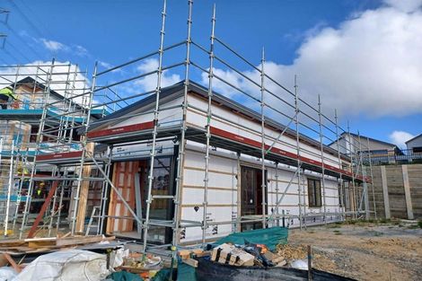 Photo of property in 45 Horokaka Street, Massey, Auckland, 0614