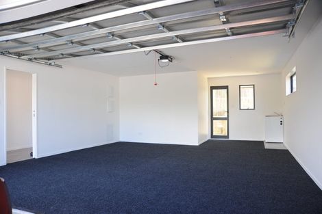 Photo of property in 7/11 Oteha Valley Road, Northcross, Auckland, 0632
