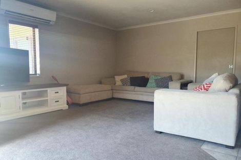 Photo of property in 53 Wiltshire Drive, Huntington, Hamilton, 3210