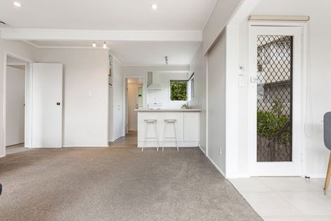 Photo of property in 67 Brigantine Drive, Beach Haven, Auckland, 0626