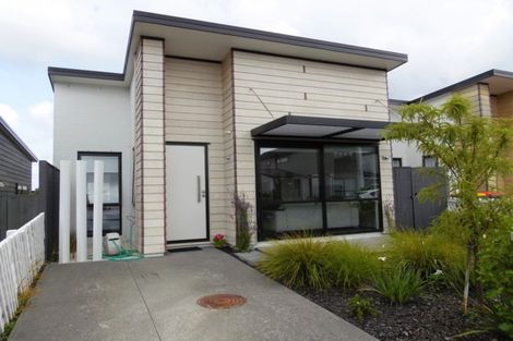 Photo of property in 8 Grey Warbler Road, Hobsonville, Auckland, 0616