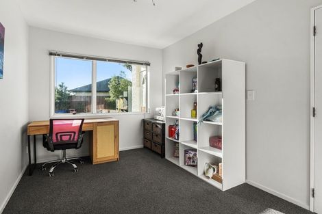 Photo of property in 14 Van Dieman Close, Templeton, Christchurch, 8042