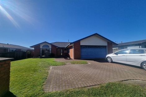 Photo of property in 5 Duggan Drive, Owhata, Rotorua, 3010