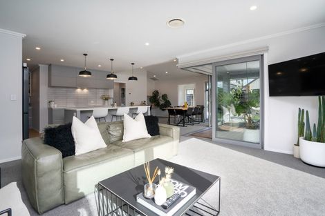 Photo of property in 27c Isobel Hodgson Drive, Cambridge, 3434