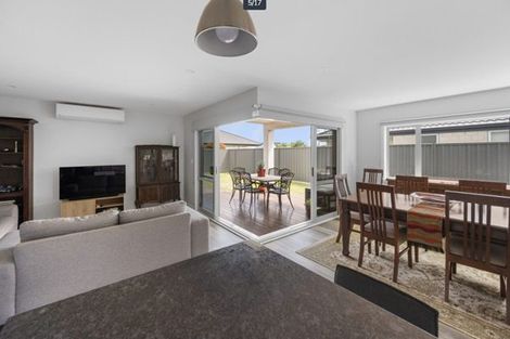 Photo of property in 8 Kaituna Place, Te Awa, Napier, 4110