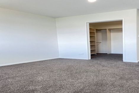 Photo of property in 4 Medina Place, Half Moon Bay, Auckland, 2012