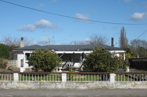 Photo of property in 7 Bibby Street, Waipawa, 4210