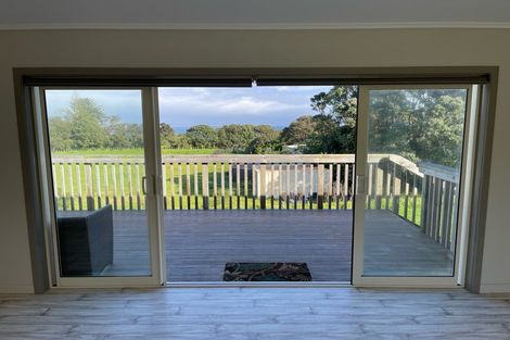 Photo of property in 19 Ripiro Drive, Baylys Beach, Dargaville, 0377