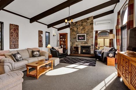 Photo of property in 15 Kowhai Street, Hawera, 4610