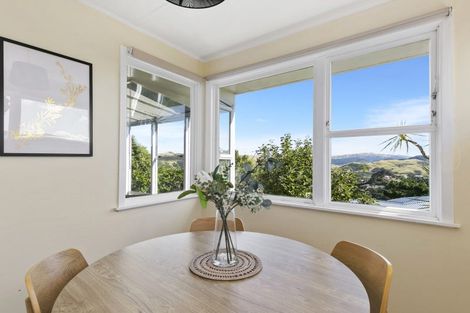 Photo of property in 20 Jane Grove, Paparangi, Wellington, 6037