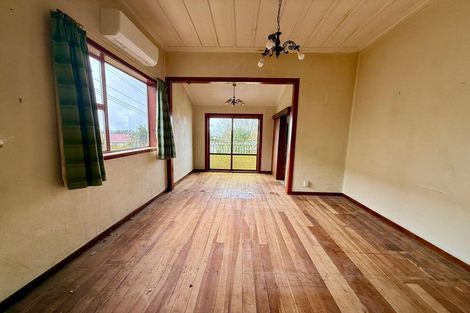 Photo of property in 137 Birkenhead Avenue, Birkenhead, Auckland, 0626