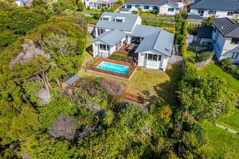 Photo of property in 23 Samwell Drive, Whitby, Porirua, 5024