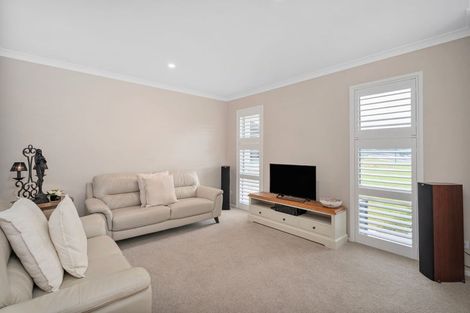 Photo of property in 5 Onerere Drive, Whitianga, 3510