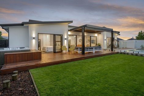 Photo of property in 2 Canter Lane, Aidanfield, Christchurch, 8025