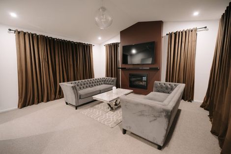 Photo of property in 17 Billington Drive, Halswell, Christchurch, 8025