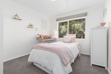 Photo of property in 33 Spyglass Lane, Whitby, Porirua, 5024