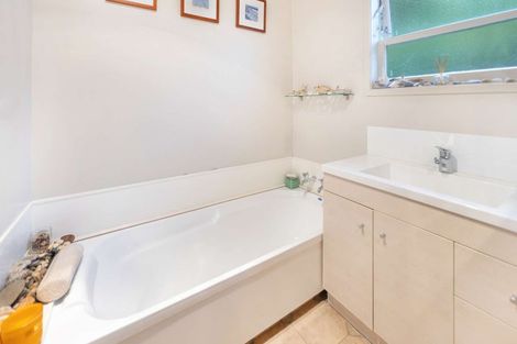 Photo of property in 264 Sunset Road, Sunnybrook, Rotorua, 3015