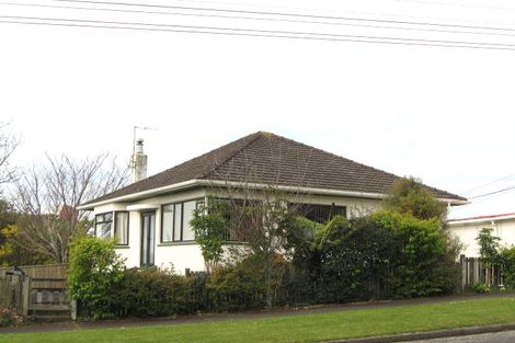 Photo of property in 107b Seaview Road, Westown, New Plymouth, 4310