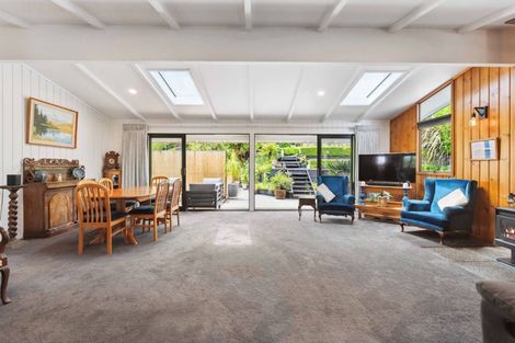 Photo of property in 22 Gillies Avenue, Taupo, 3330