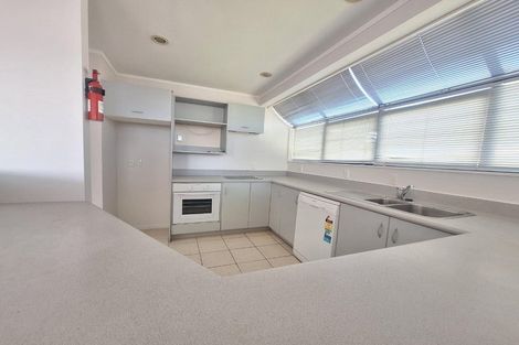 Photo of property in 1/1 Takutai Avenue, Bucklands Beach, Auckland, 2012