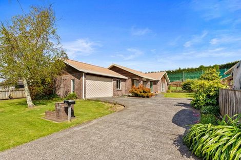 Photo of property in 92 Russley Drive, Mount Maunganui, 3116