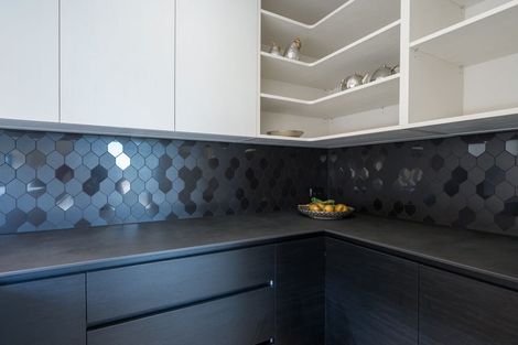 Photo of property in 16 Ledger Road, Atawhai, Nelson, 7010