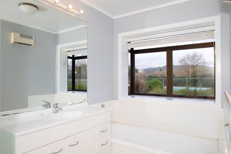 Photo of property in 166 Saint Kilda Road, Cambridge, 3493