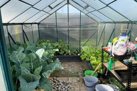 Photo of property in 4 Fearne Drive, Woodend, 7610