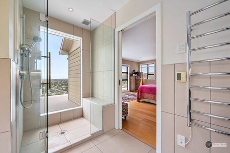 Photo of property in 36 Woodvale Grove, Fairfield, Lower Hutt, 5011