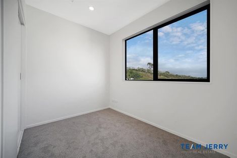 Photo of property in 40a Crestview Rise, Papakura, 2110