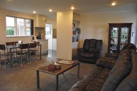 Photo of property in 10 Mcclintock Road, Massey, Auckland, 0614