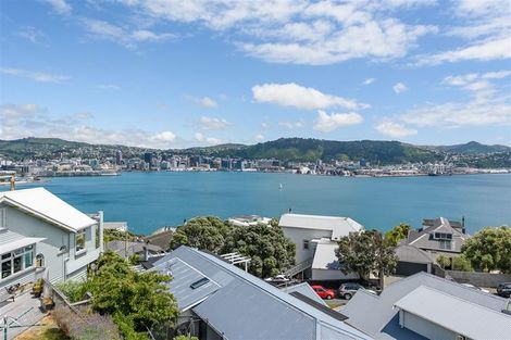 Photo of property in 2u6 Grafton Road, Roseneath, Wellington, 6011