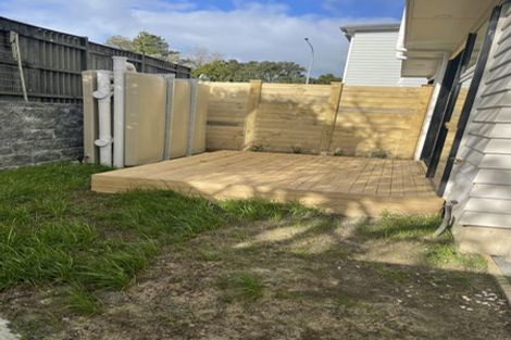 Photo of property in 43c Fitzherbert Avenue, West Harbour, Auckland, 0618