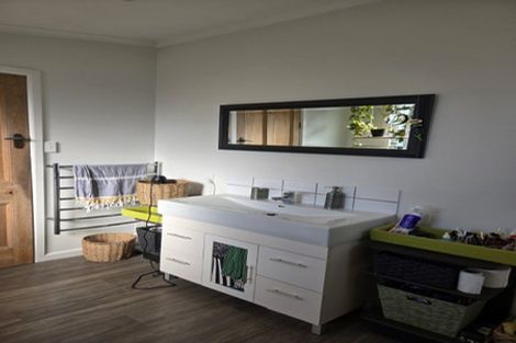 Photo of property in 56 Cridland Street East, Kaiapoi, 7630