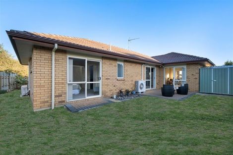 Photo of property in 18 Villino Place, Randwick Park, Auckland, 2105