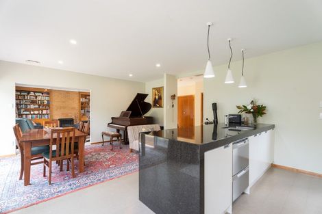 Photo of property in 5 Lane Crescent, Tawa, Wellington, 5028