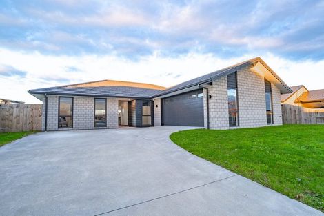 Photo of property in 18 Kimbrae Drive, Rototuna North, Hamilton, 3210